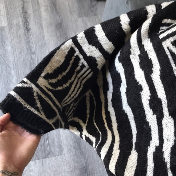 Nordstrom BP black white open sweater cardigan aztec sweater oversize kimono S - Picture 11 of 16